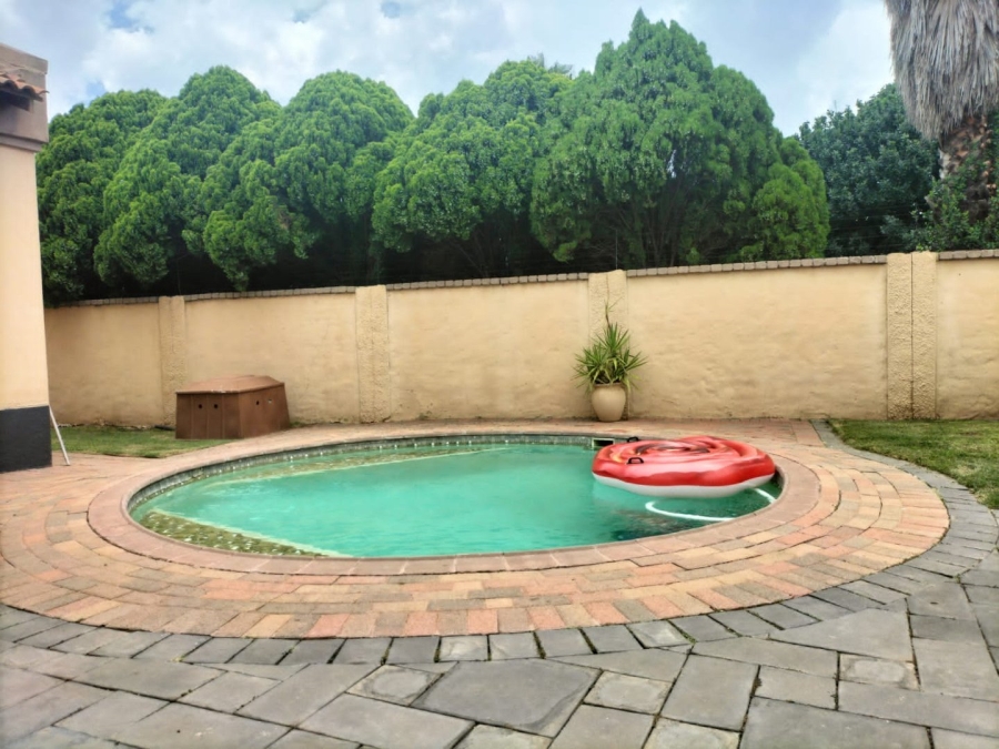 3 Bedroom Property for Sale in Vaal Park North West